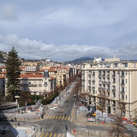 Lovely Refurbished Apartment Nisa Exterior foto