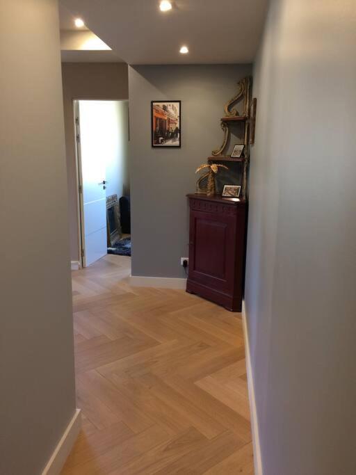 Lovely Refurbished Apartment Nisa Exterior foto